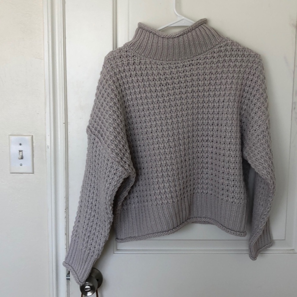 Princess poly grey sweater🍯